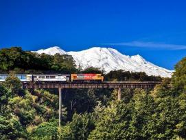 21 Tage Neuseeland-Rundreise mit dem Zug Auckland - Christchurch ab € 6.198