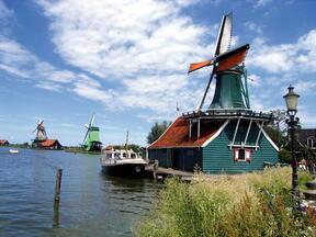 Party-Kreuzfahrt auf dem Rhein nach Amsterdam 3 Tage