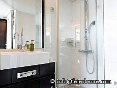 MS-Moment-Hauptdeck-2-Bett-Kabine-Duschbad-32