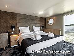 MS-Moment-Oberdeck-Suite-Schlafbereich-20